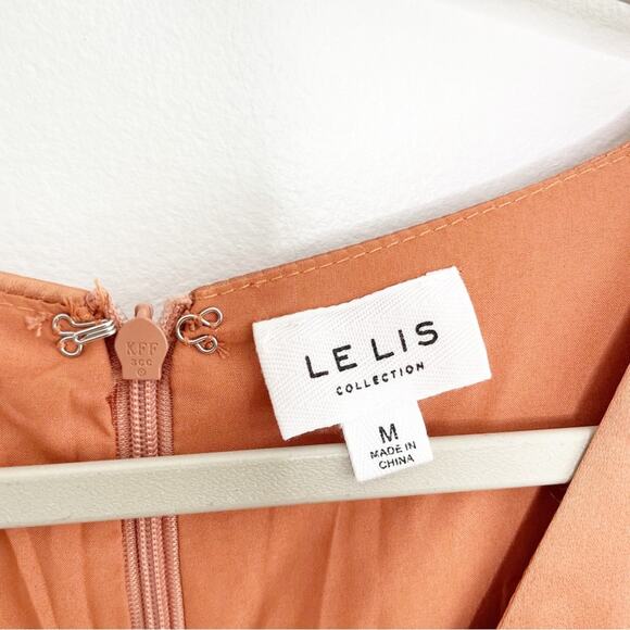 LE LIS No Flaws Here Asymmetrical Hem Romper in Rust Size Medium - Picture 4 of 7